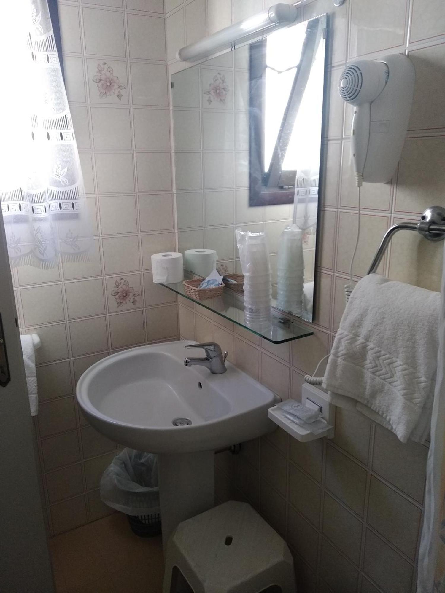 Hotel Dolomiti Caorle Oda fotoğraf
